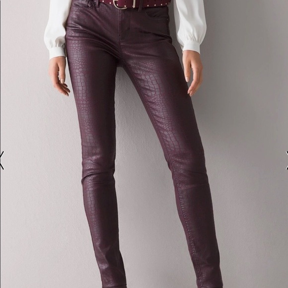 WHBM Mid-Rise Coated Croc Skinny Jeans - Picture 2 of 11